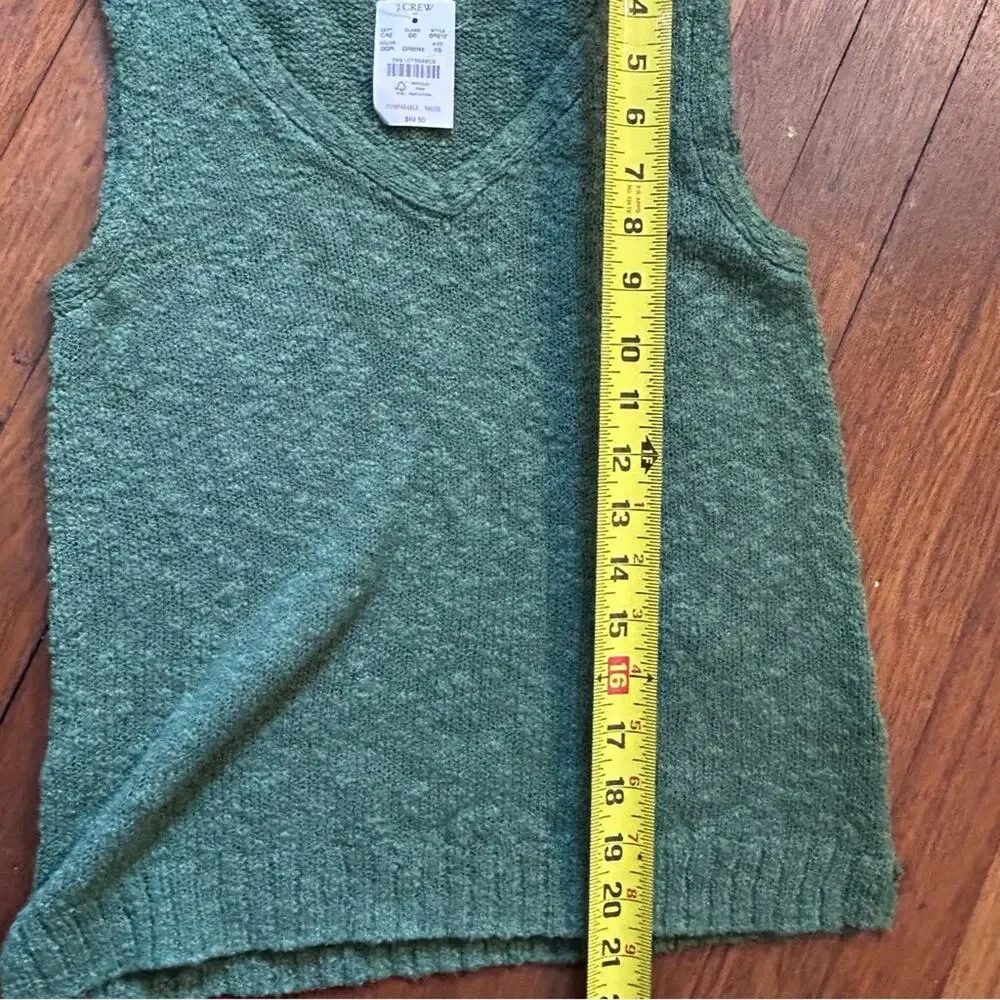 J Crew | NWT Green Beach V-Neck Knit Tank Top Size XS